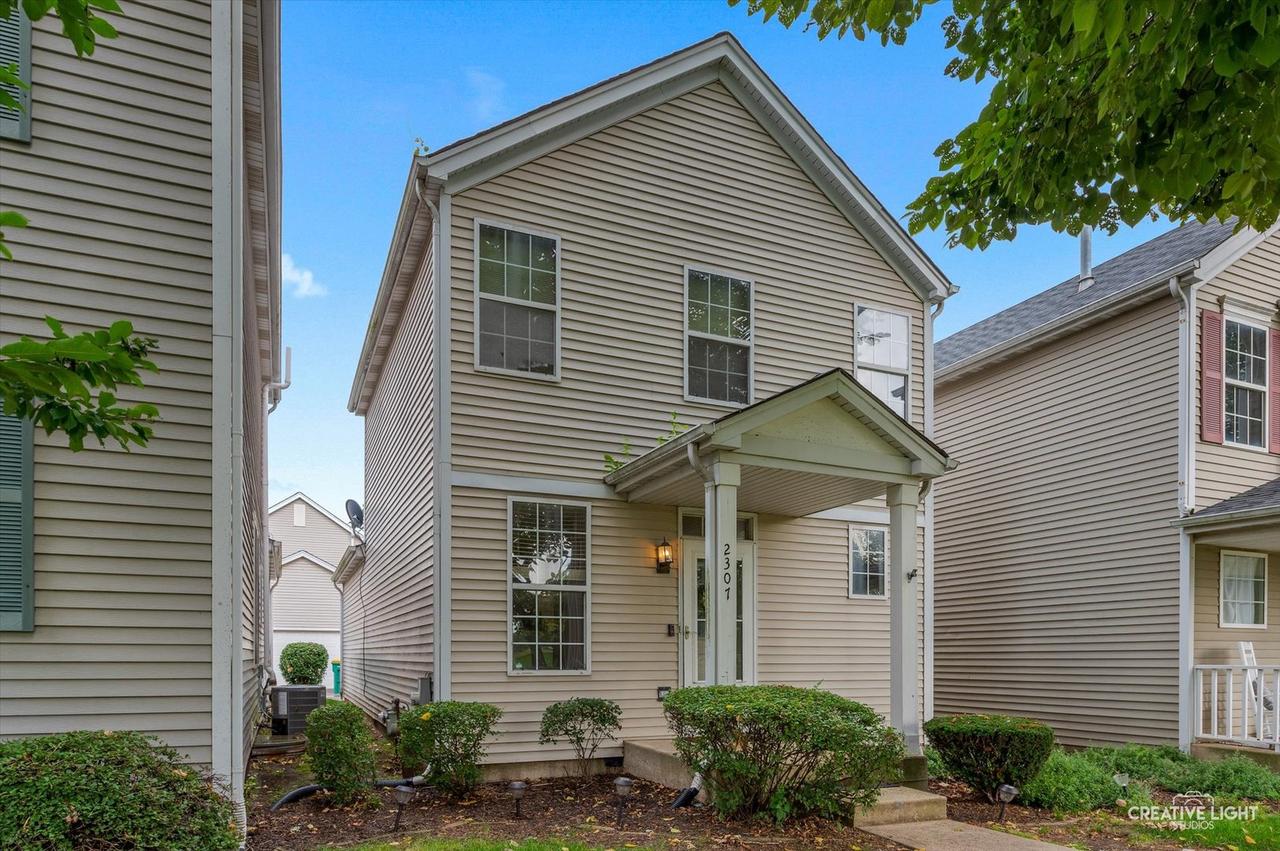 2307 Woodhill Ct., Plainfield, IL 60586