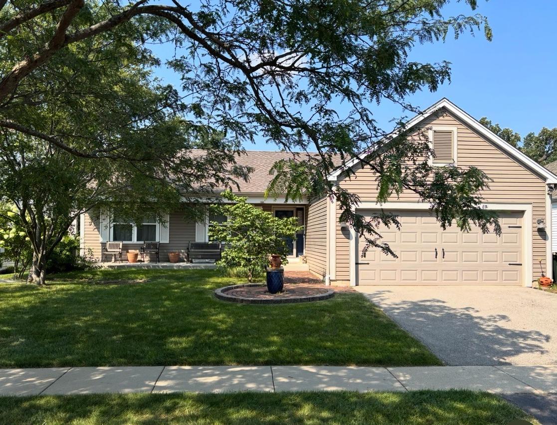 120 W Tall Oak Dr., Hainesville, IL 60073