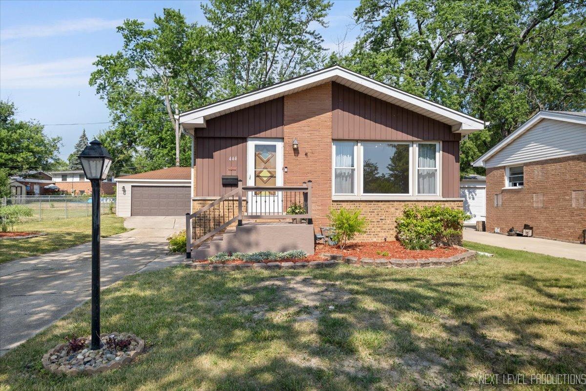 444 N Manchester Dr., Chicago Heights, IL 60411