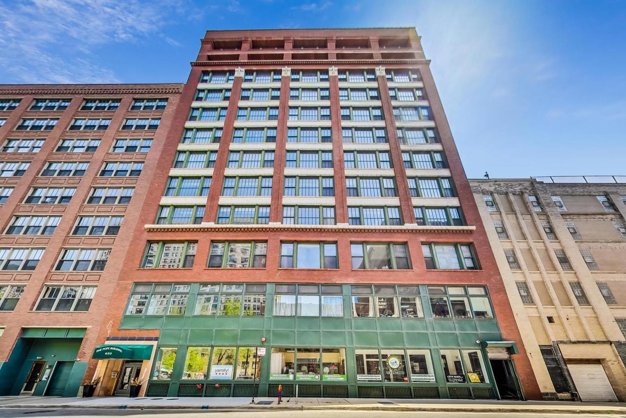 633 S Plymouth Ct. #403, Chicago, IL 60605
