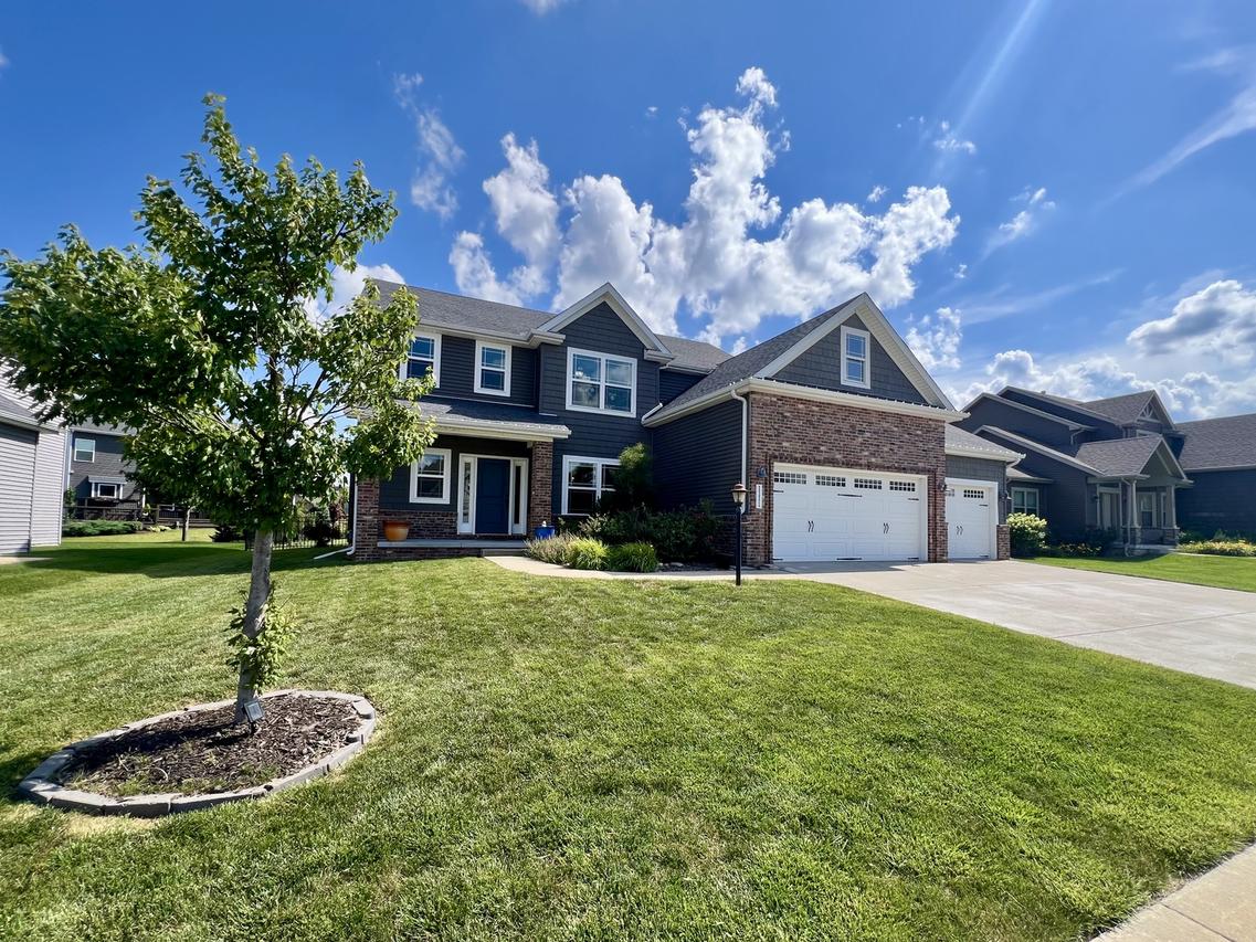 1111 Ashford Ct., Mahomet, IL 61853
