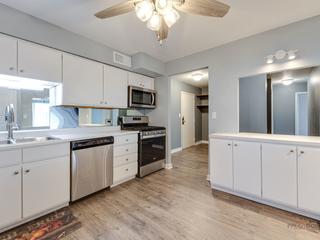 8801 W Golf Rd. #6J, Niles, IL 60714