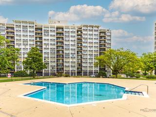 8801 W Golf Rd. #6J, Niles, IL 60714