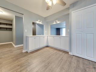 8801 W Golf Rd. #6J, Niles, IL 60714