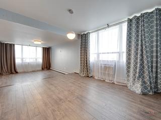 8801 W Golf Rd. #6J, Niles, IL 60714