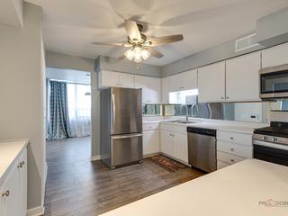 8801 W Golf Rd. #6J, Niles, IL 60714