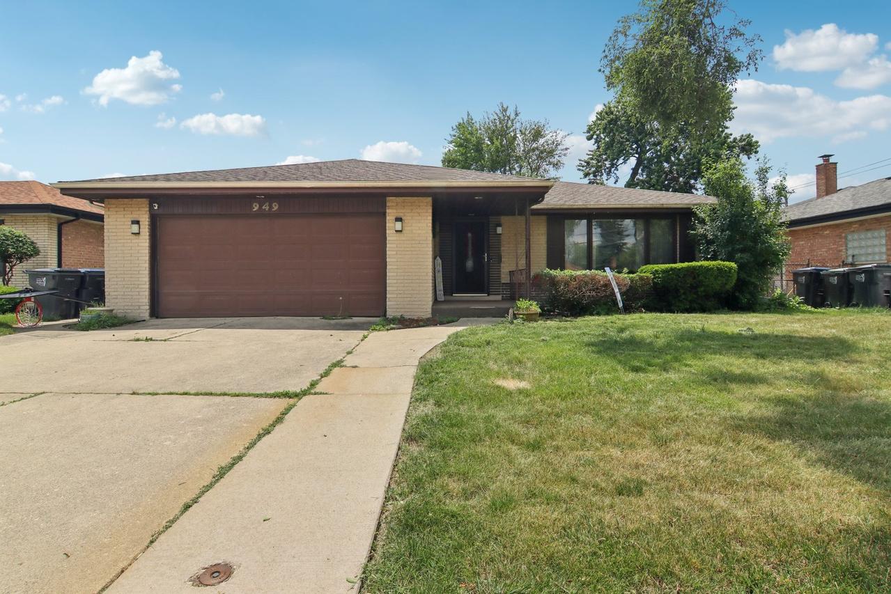 949 E 170th St., South Holland, IL 60473