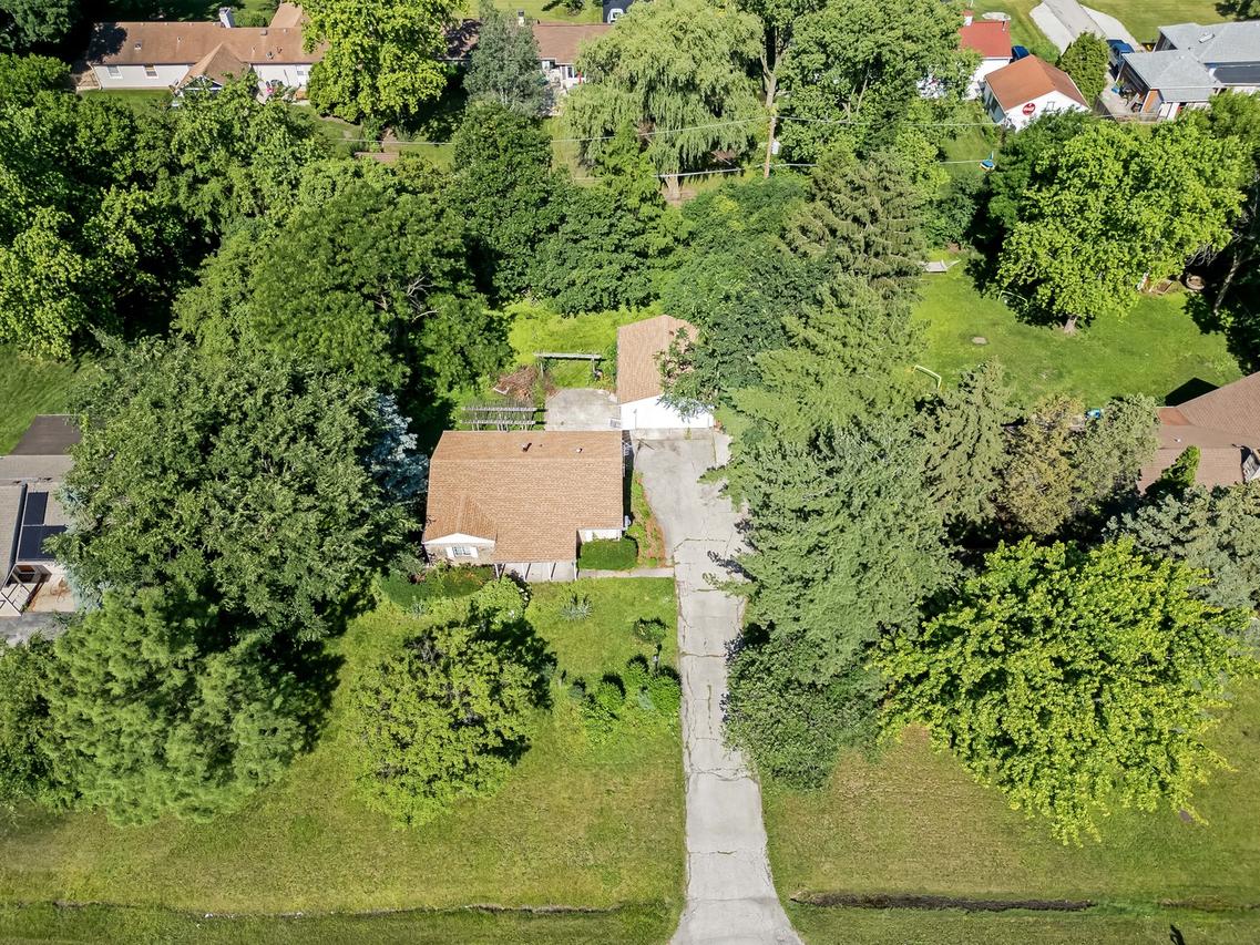 5736 S Willow Springs Rd., La Grange Highlands, IL 60525