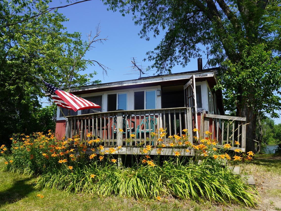 7084 N River Rd., Byron, IL 61010