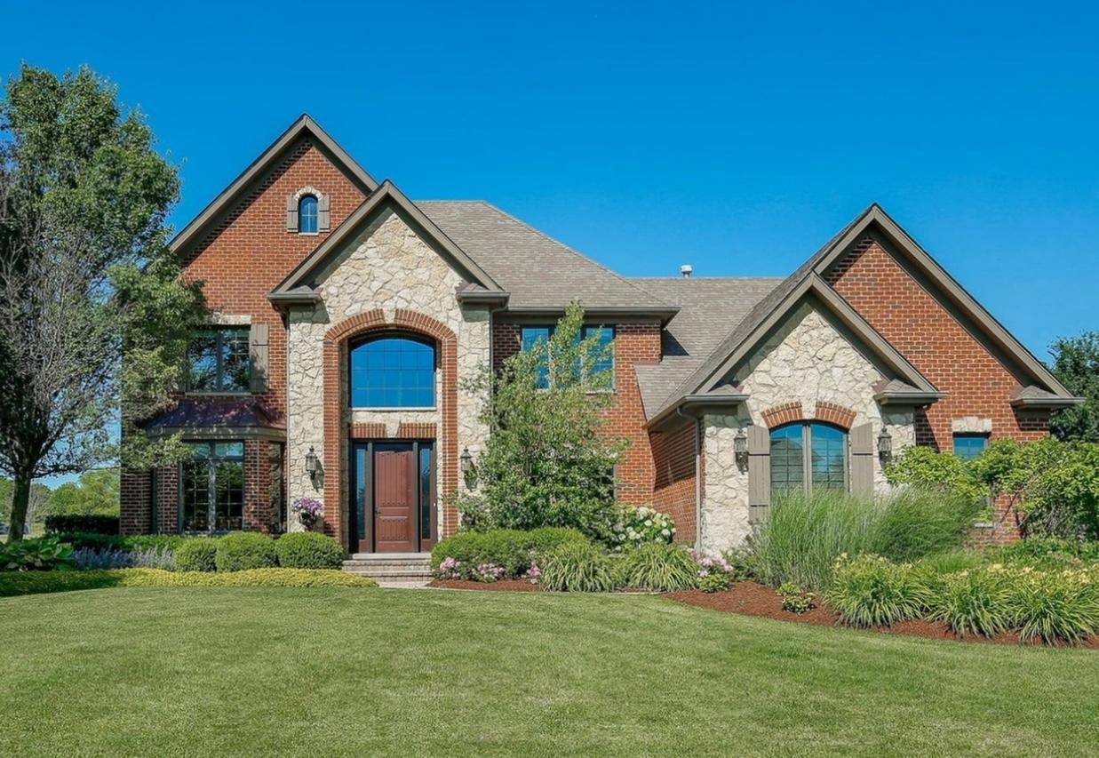 4213 Steam Mill Ct., Oswego, IL 60543