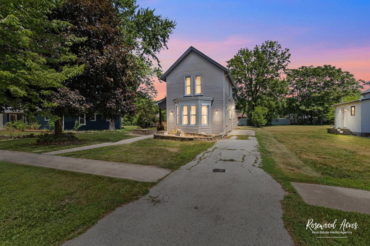 409 E Main St., Peotone, IL 60468