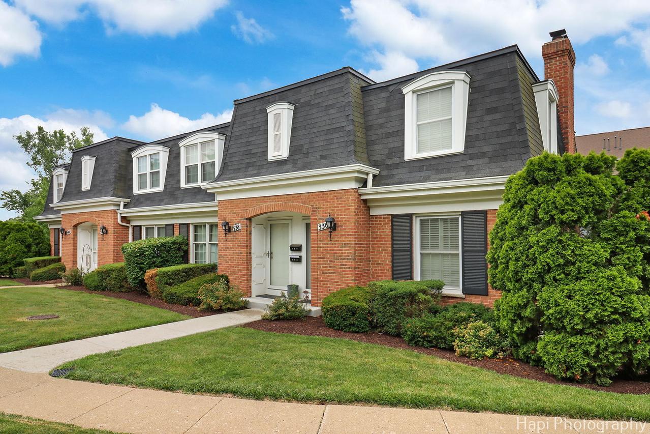 336 Eastern Ave., Barrington, IL 60010