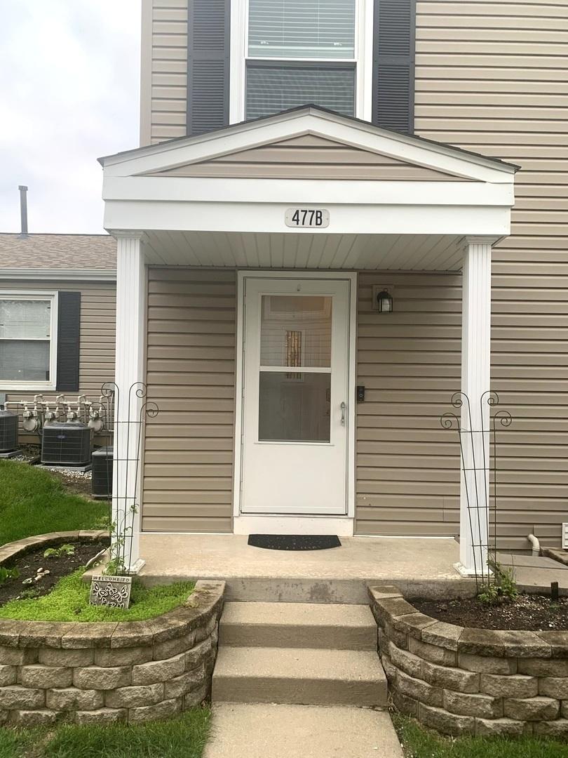 477 Sidney Ave. #B, Glendale Heights, IL 60139