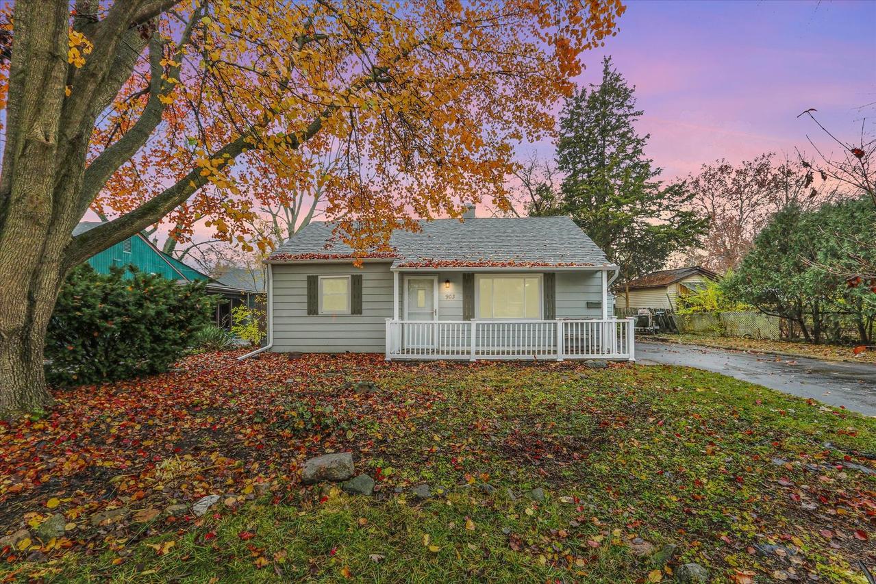 903 Crestwood Dr., Urbana, IL 61801