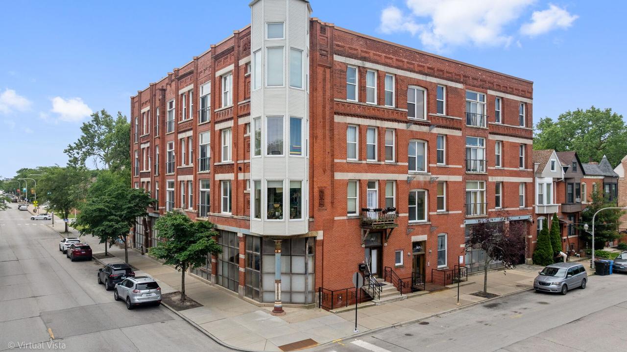 765 E 41st St. #1A, Chicago, IL 60653