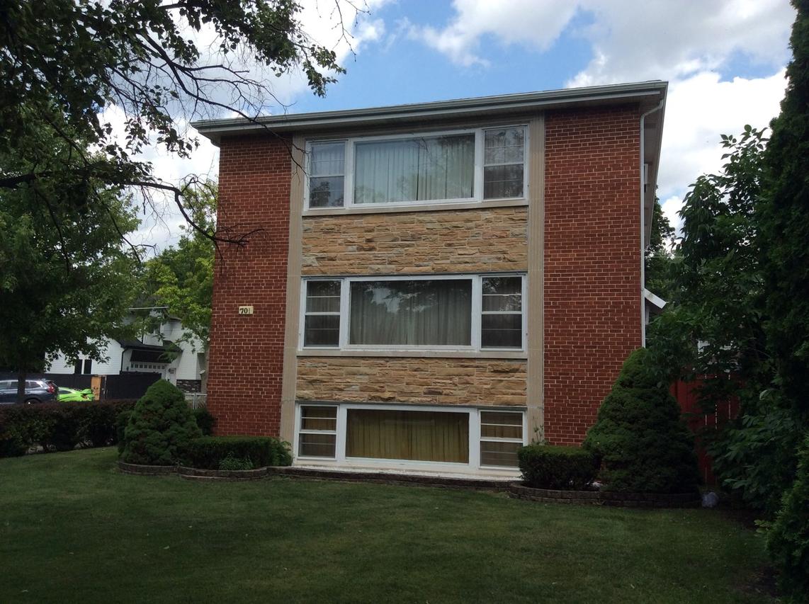 701 S La Grange Rd., La Grange, IL 60525