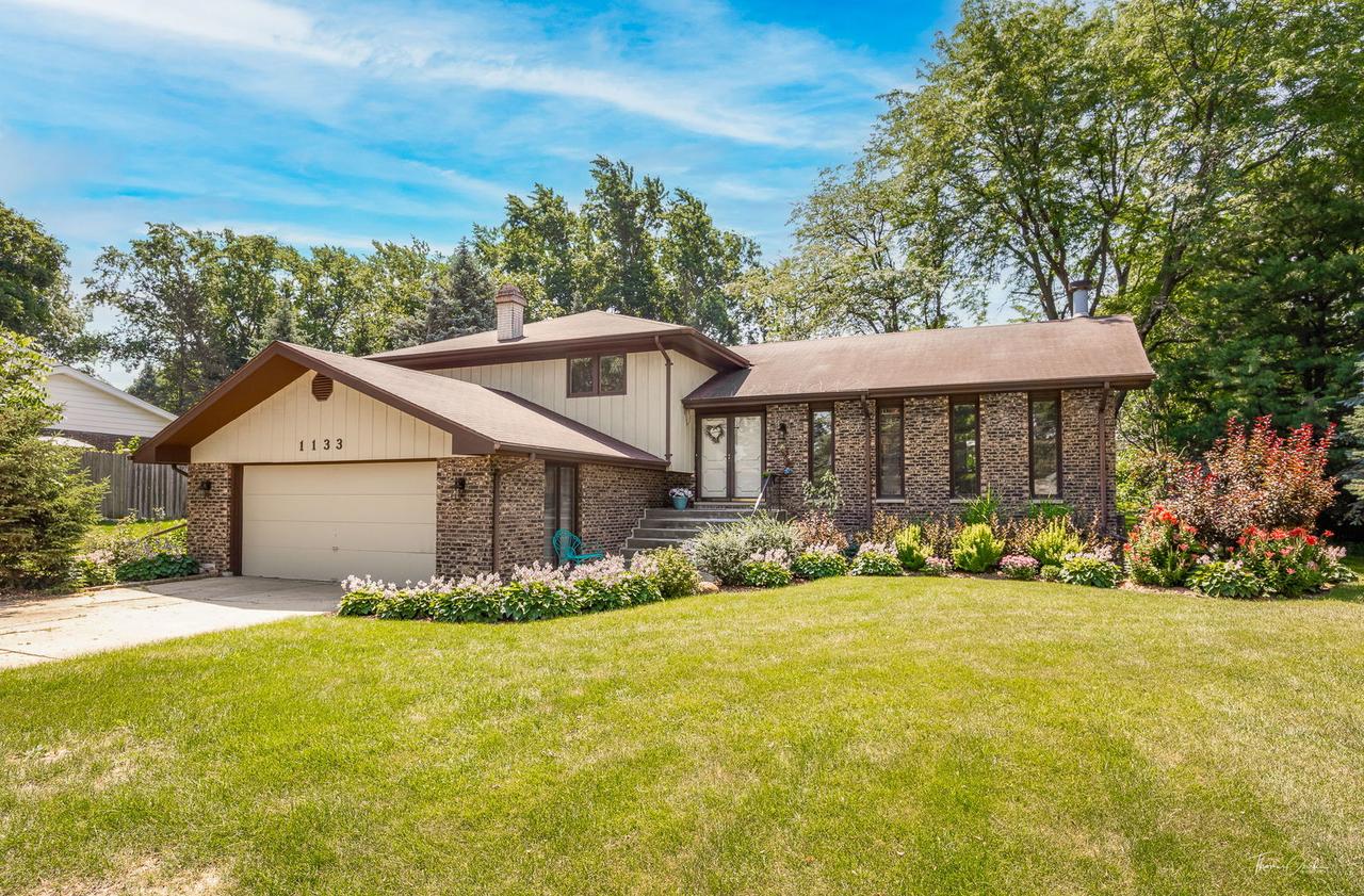 1133 Central Ave., Downers Grove, IL 60516