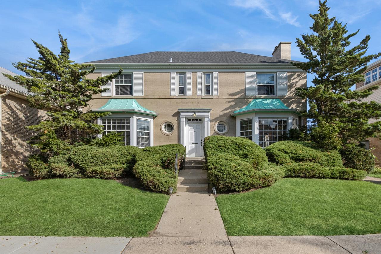 5807 N Bernard St., Chicago, IL 60659