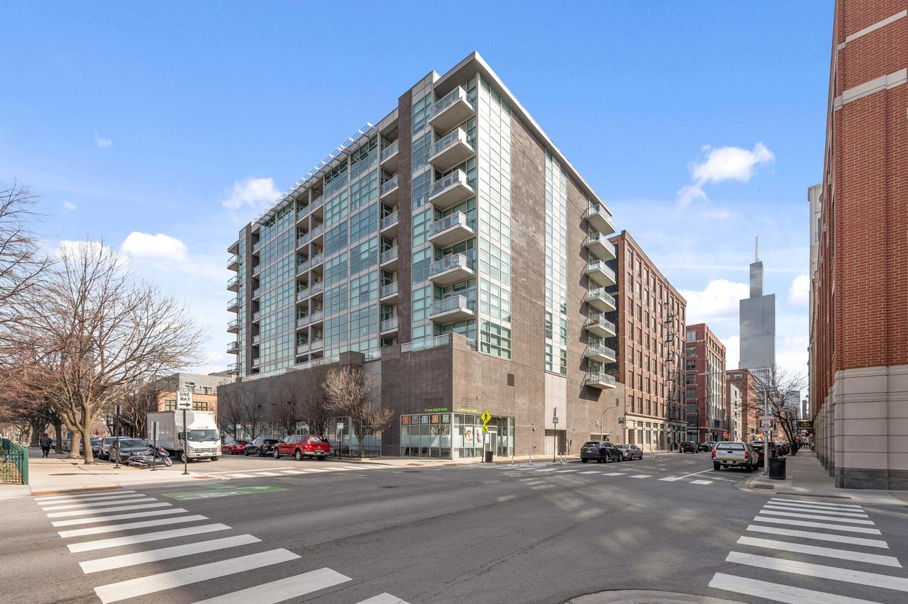 225 S Sangamon St. #804, Chicago, IL 60607