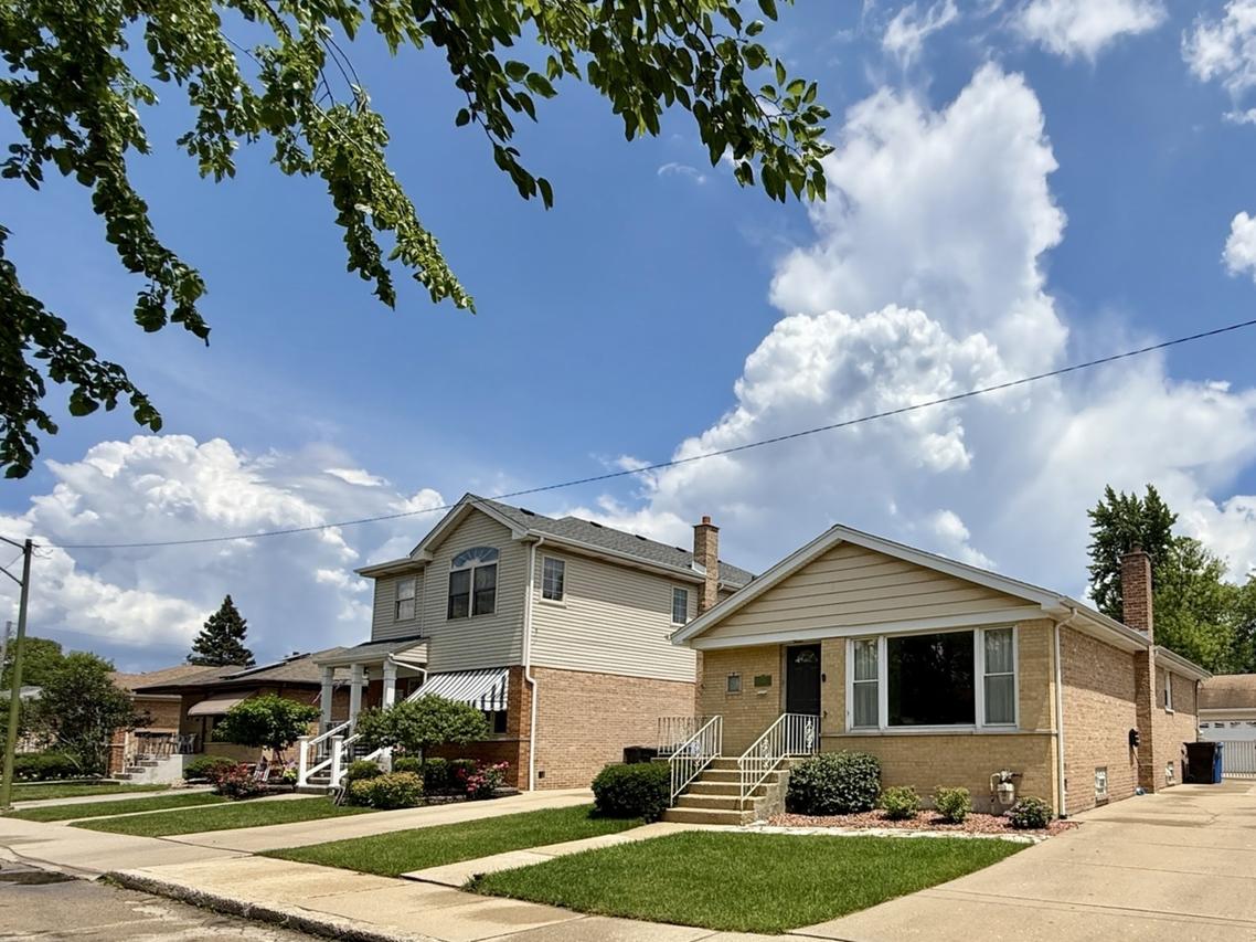 11435 S Rockwell St., Chicago, IL 60655