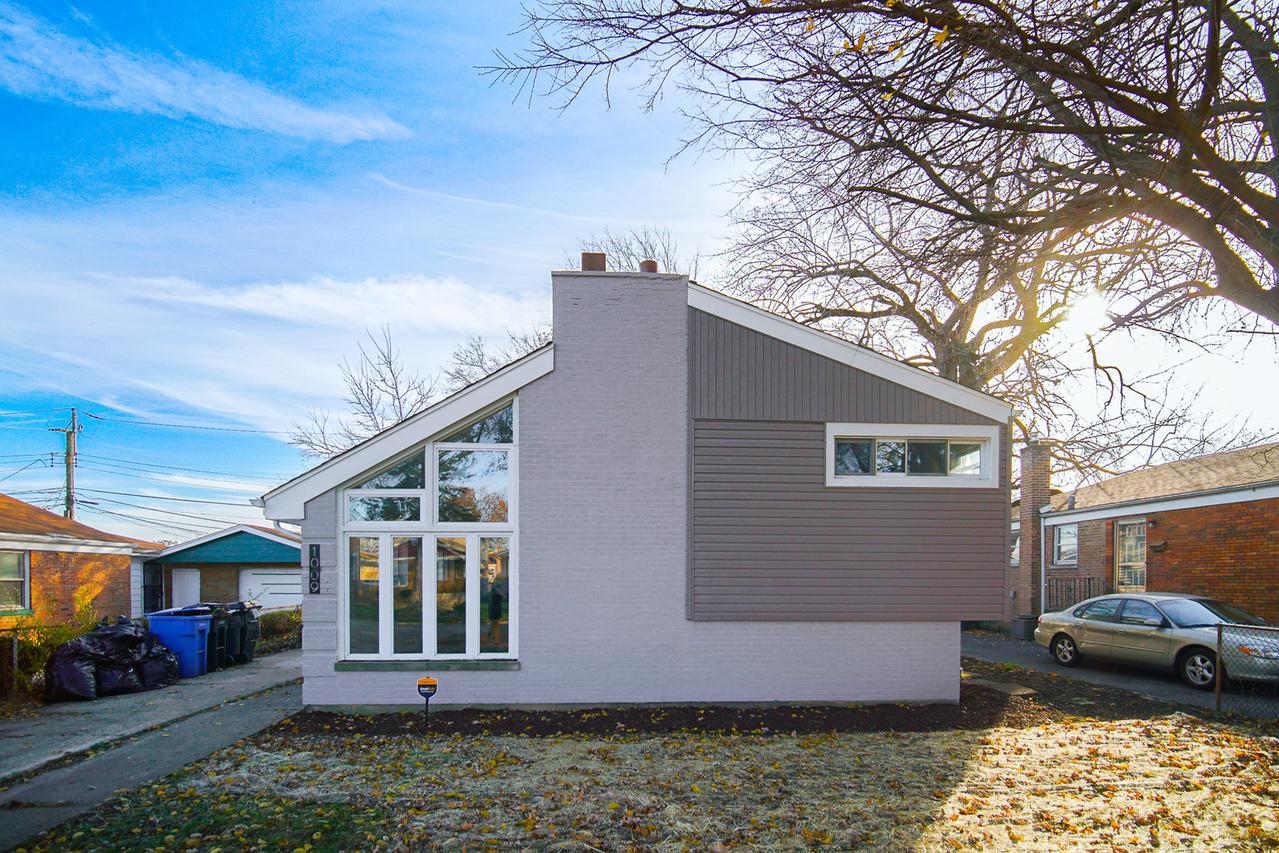 1009 W 129th Pl., Chicago, IL 60643