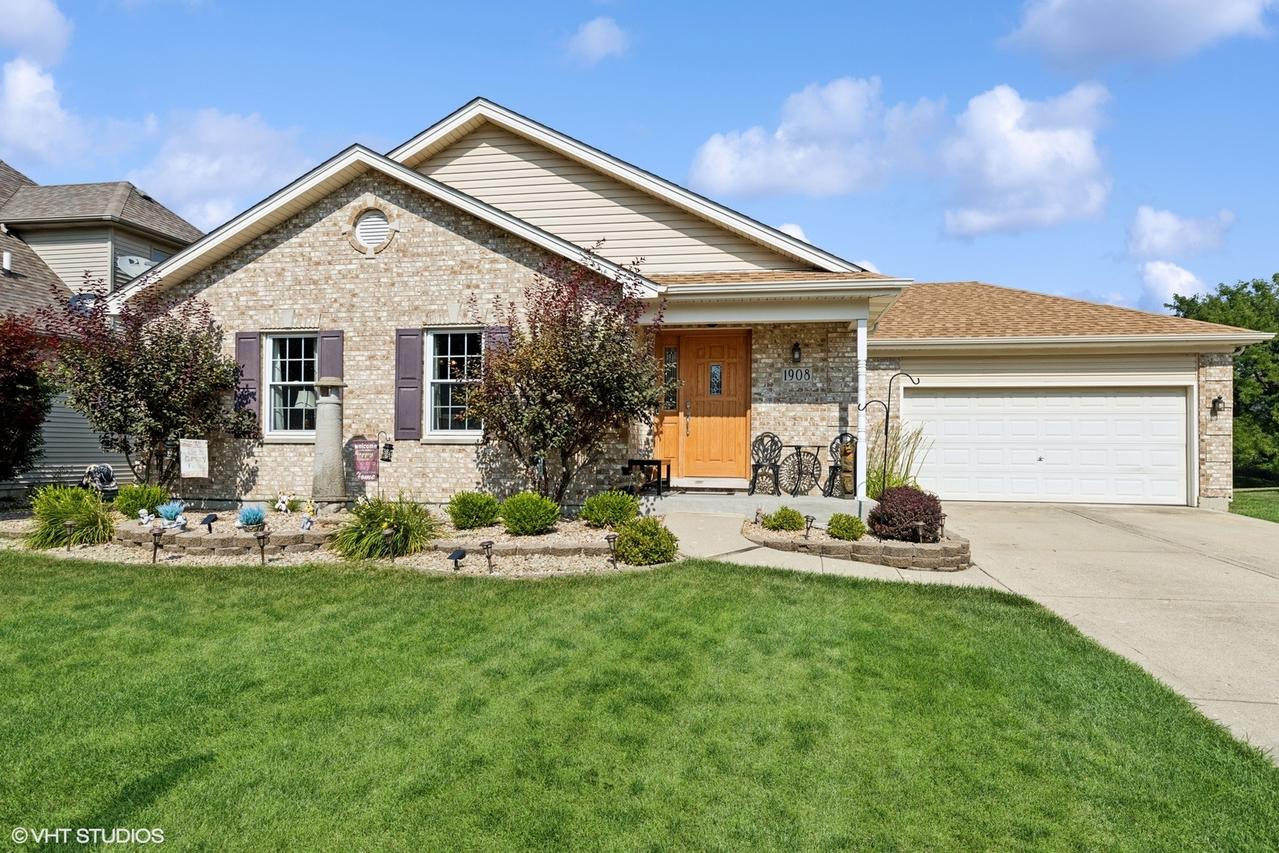 1908 Chestnut Hill Rd., Plainfield, IL 60586