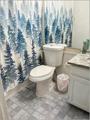 5540 Pebblebeach Dr., Hanover Park, IL 60133