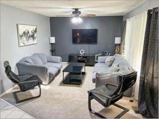 5540 Pebblebeach Dr., Hanover Park, IL 60133