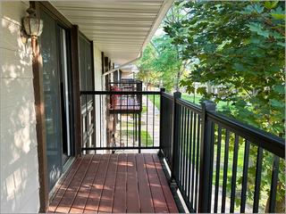 5540 Pebblebeach Dr., Hanover Park, IL 60133