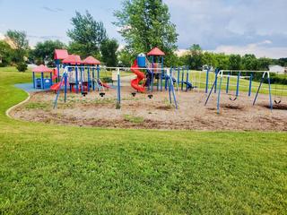 5540 Pebblebeach Dr., Hanover Park, IL 60133