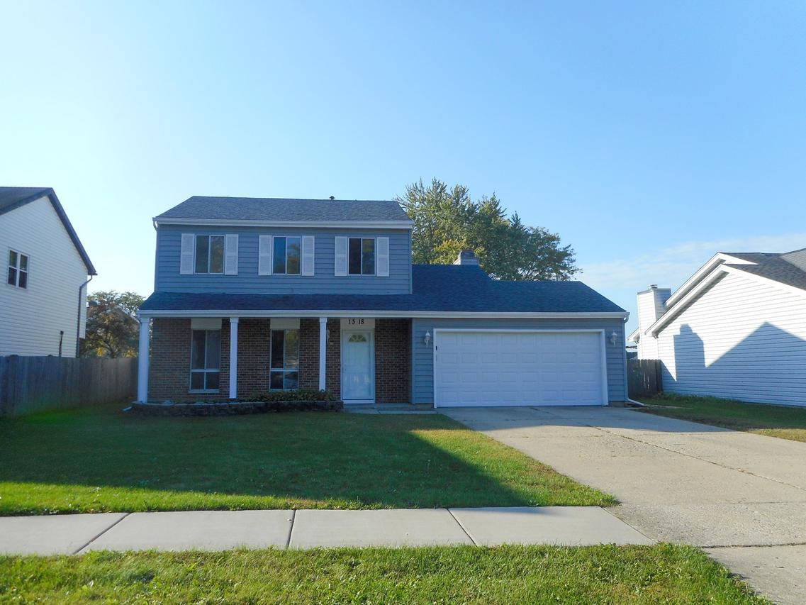 1318 Antigo Tr., Carol Stream, IL 60188