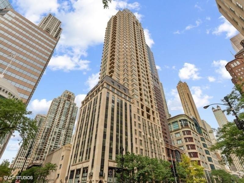 118 E Erie St. #19C, Chicago, IL 60611