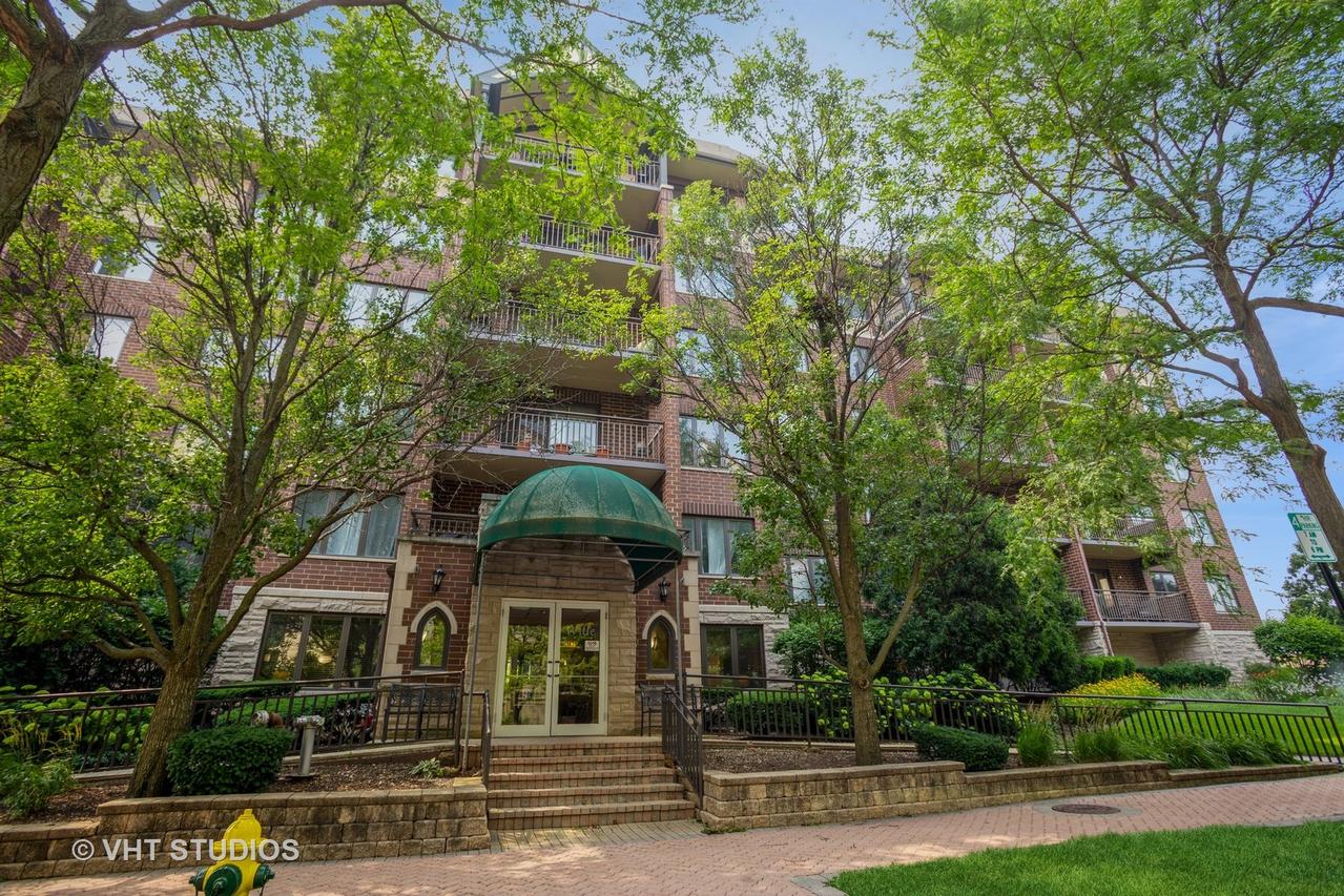 10 S Wille St. #603, Mount Prospect, IL 60056