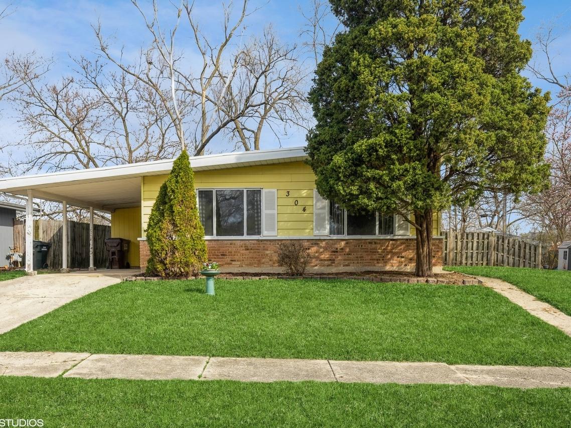 304 Seneca St., Park Forest, IL 60466