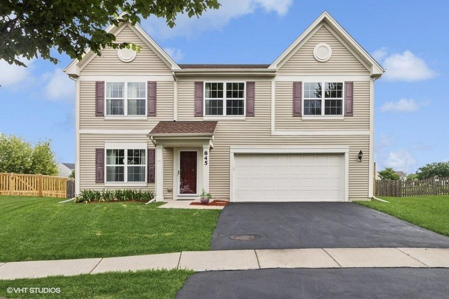 845 Chopin Pl., Volo, IL 60073