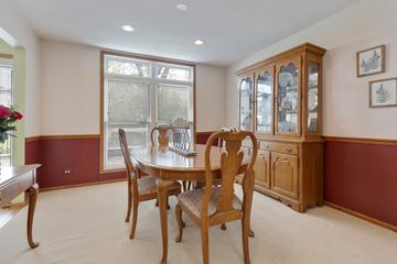 91 Southfield Dr., Vernon Hills, IL 60061