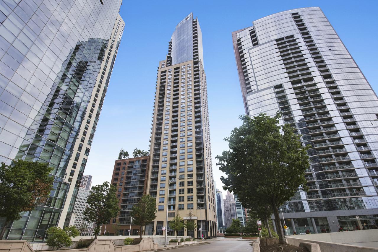 420 E Waterside Dr. #1302, Chicago, IL 60601