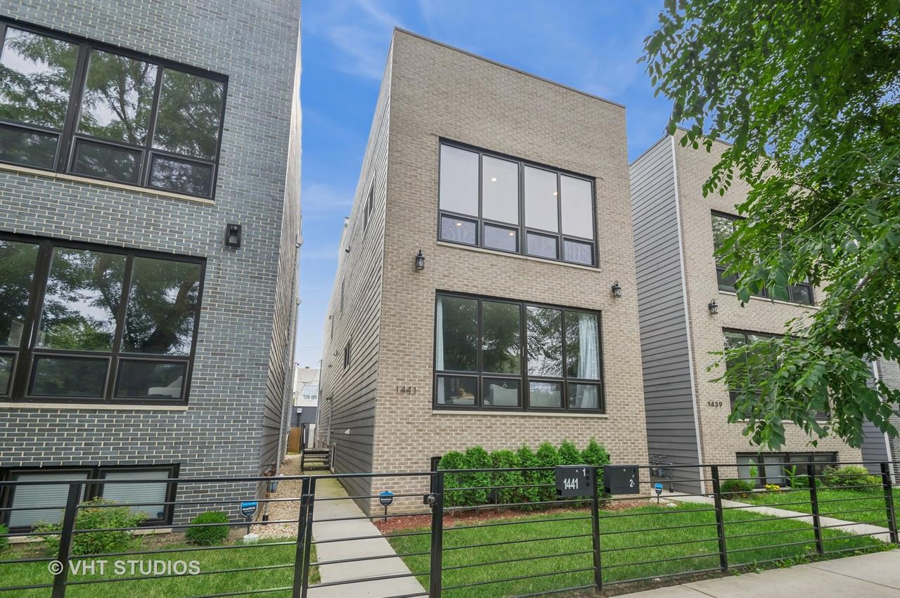 1441 N California Ave. #2, Chicago, IL 60622
