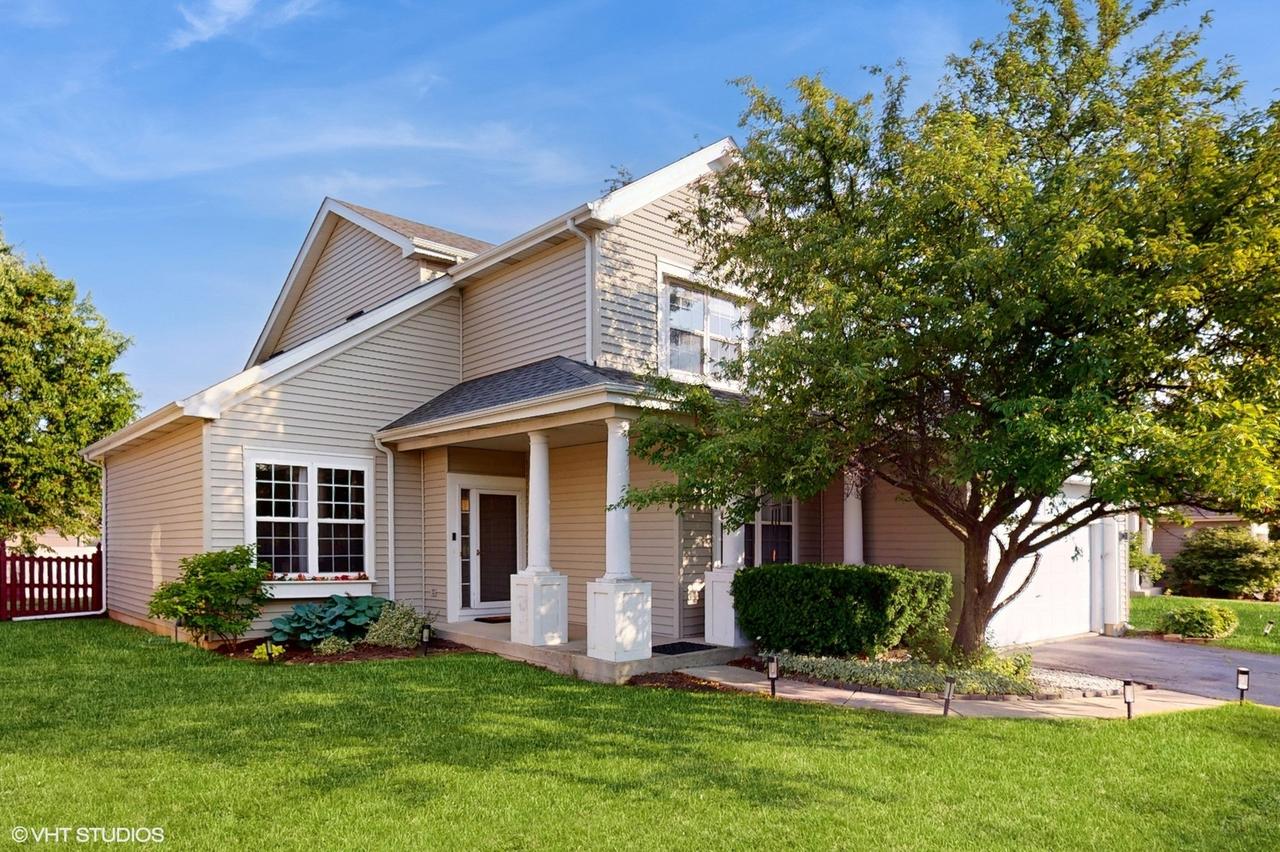 1389 Lily Cache Ln., Bolingbrook, IL 60490