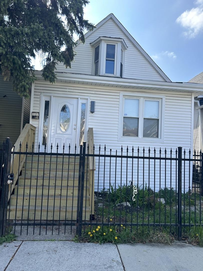 1122 N Mason Ave., Chicago, IL 60651