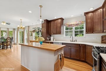 36917 N Deer Trail Dr., Lake Villa, IL 60046