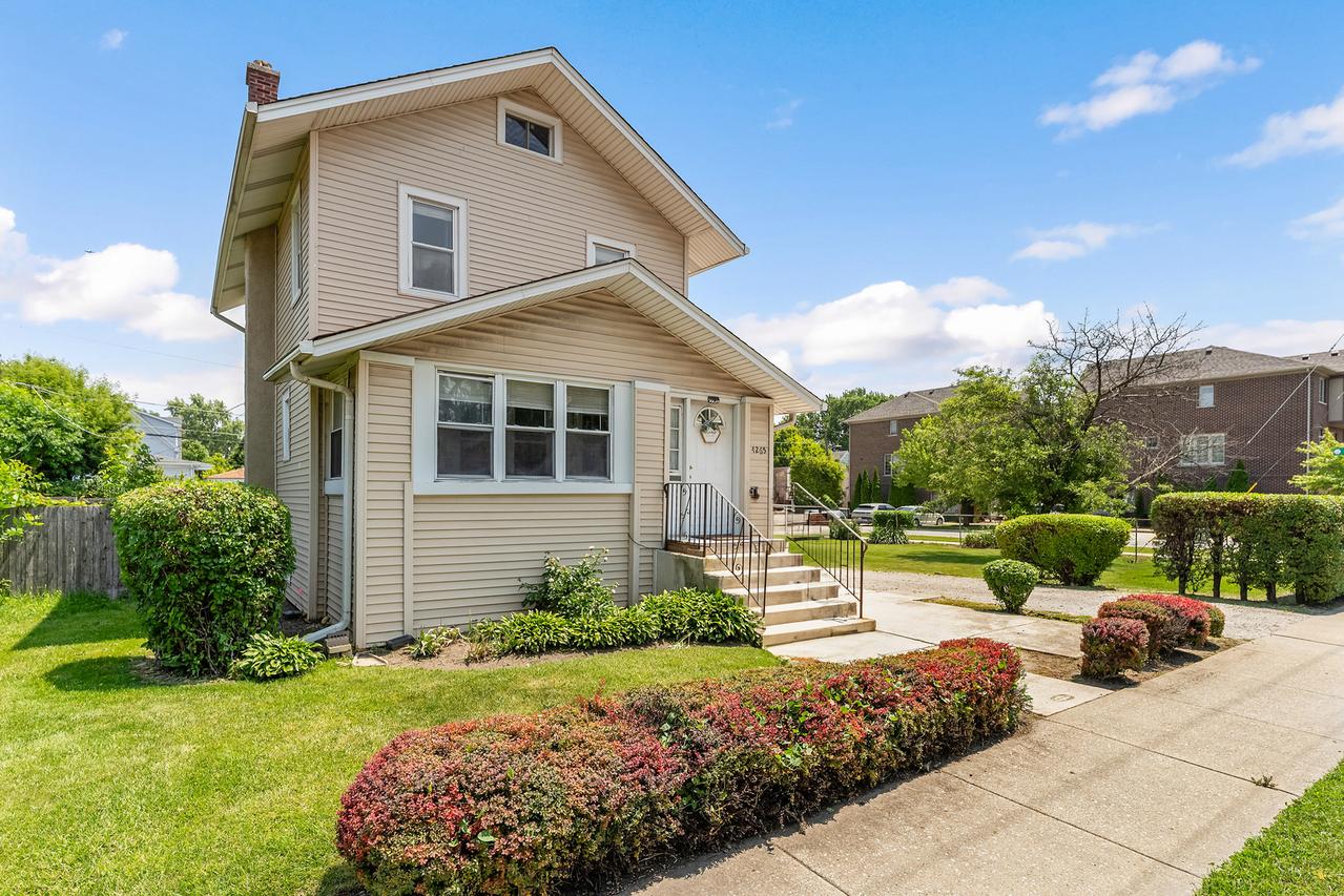 4265 Eberly Ave., Brookfield, IL 60513