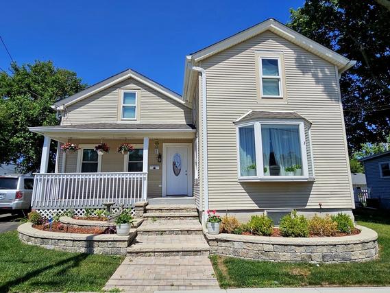 New Homes with Master Bedrooms on the 1st Floor That Attend Sycamore Middle School: July 5th to July 11th