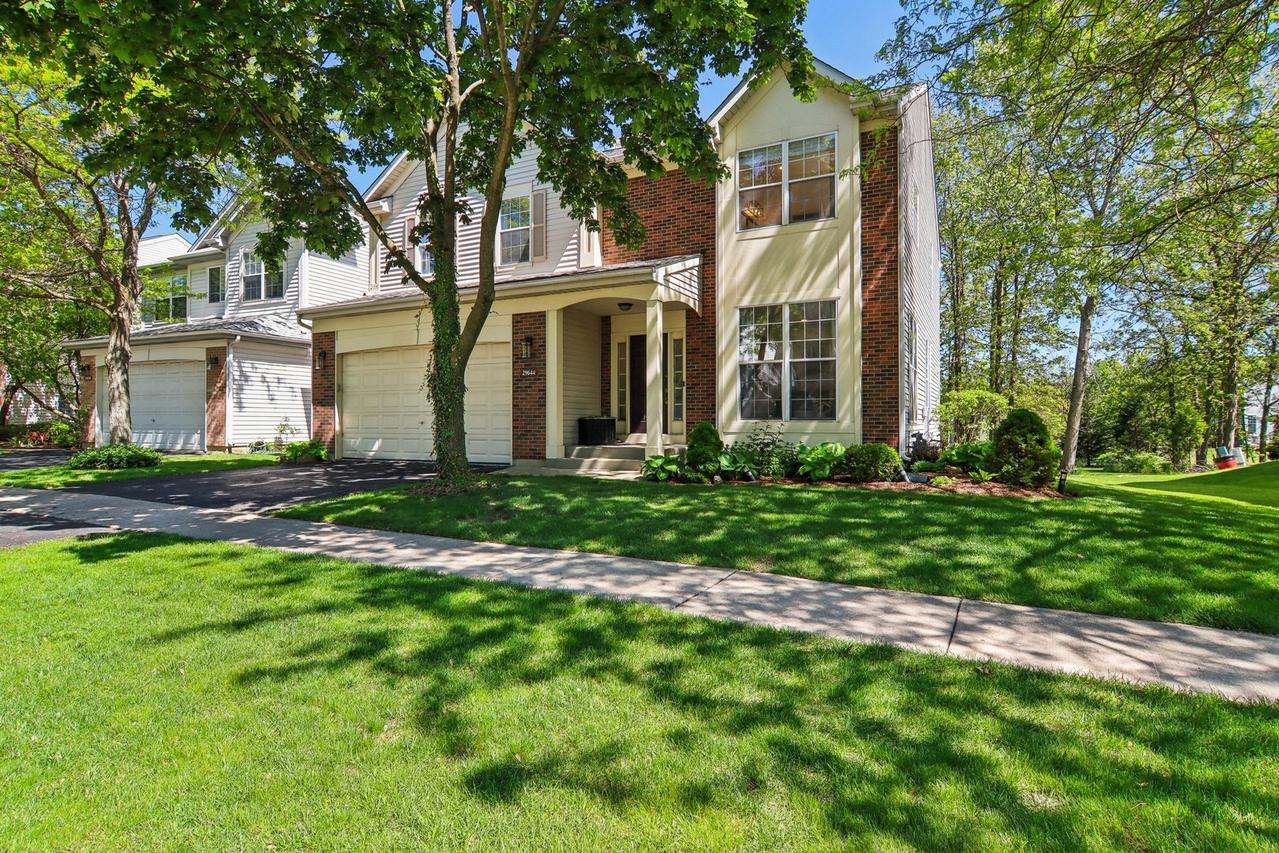 29644 N Birch Ave., Lake Bluff, IL 60044