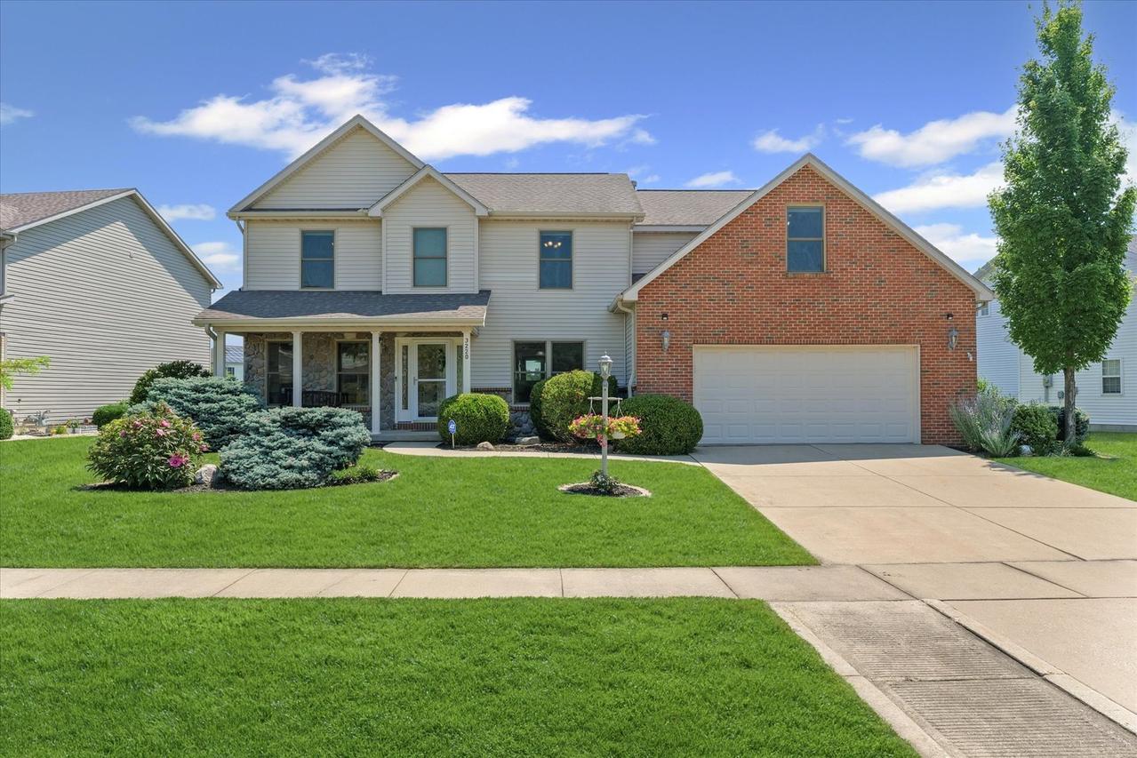 3220 Weeping Cherry Dr., Champaign, IL 61822