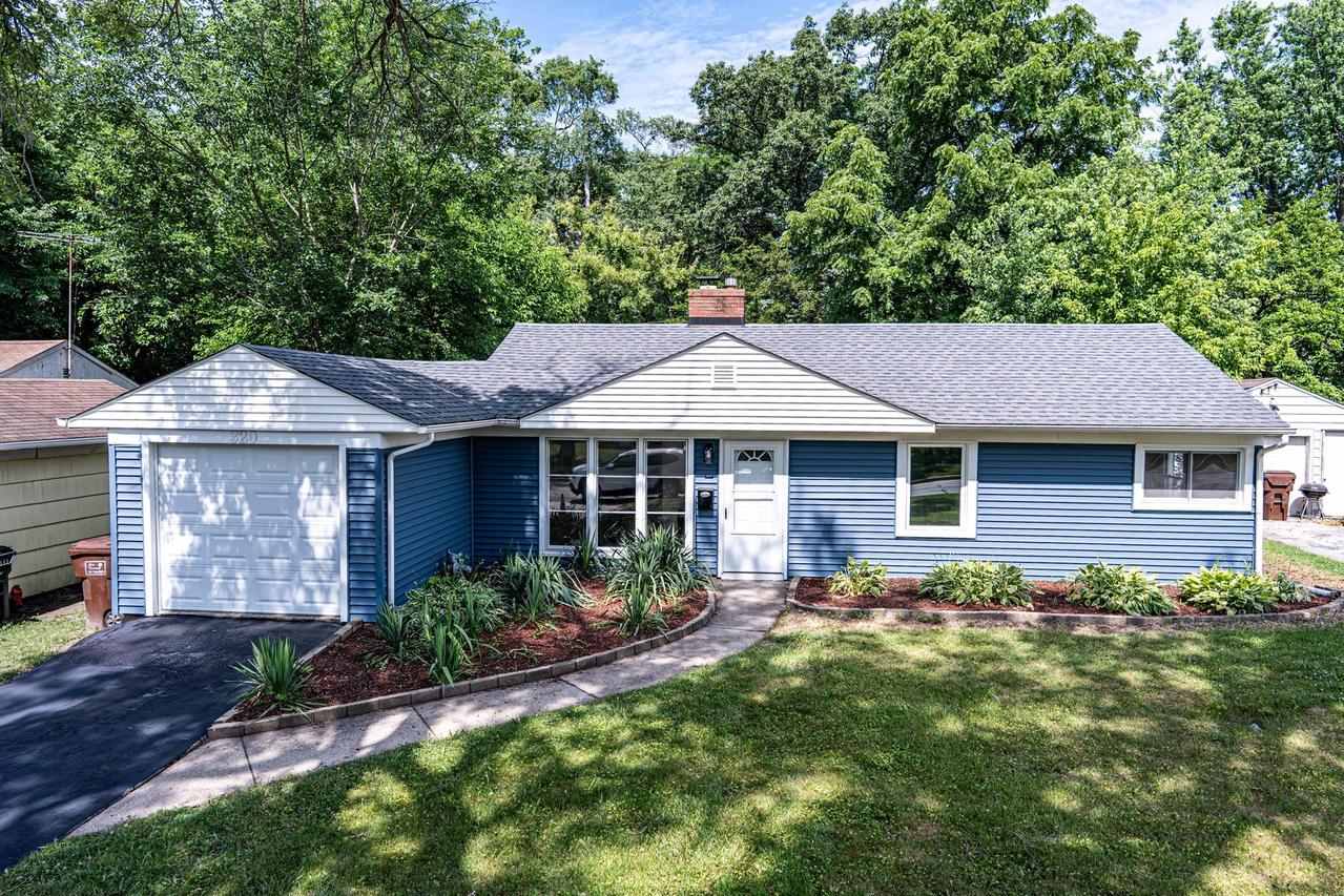 320 Indianwood Blvd., Park Forest, IL 60466