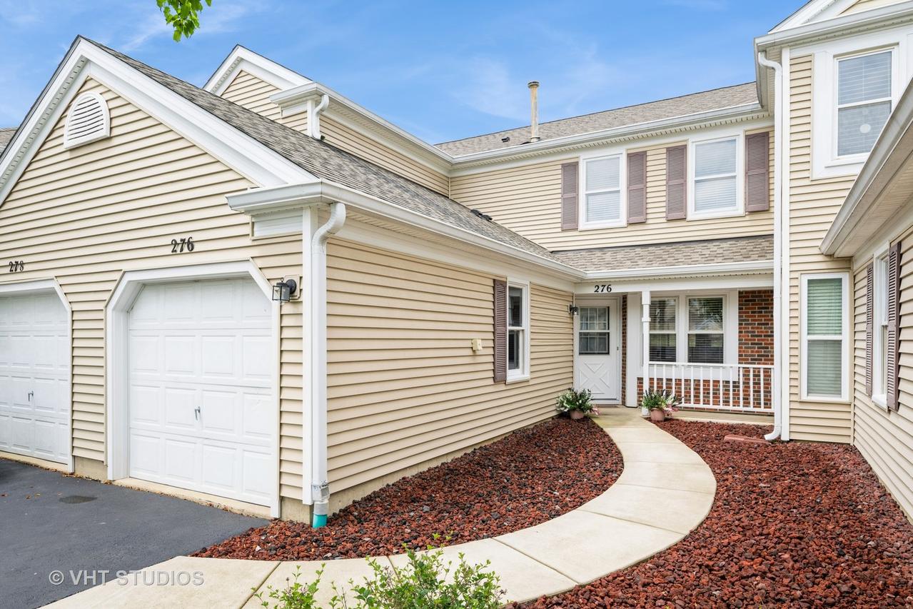 276 Greensboro Ct., Elk Grove Village, IL 60007