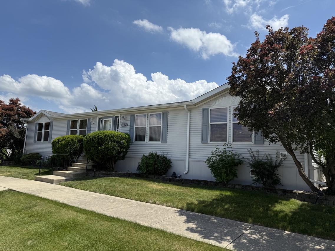 332 Tulip Cir., Matteson, IL 60443