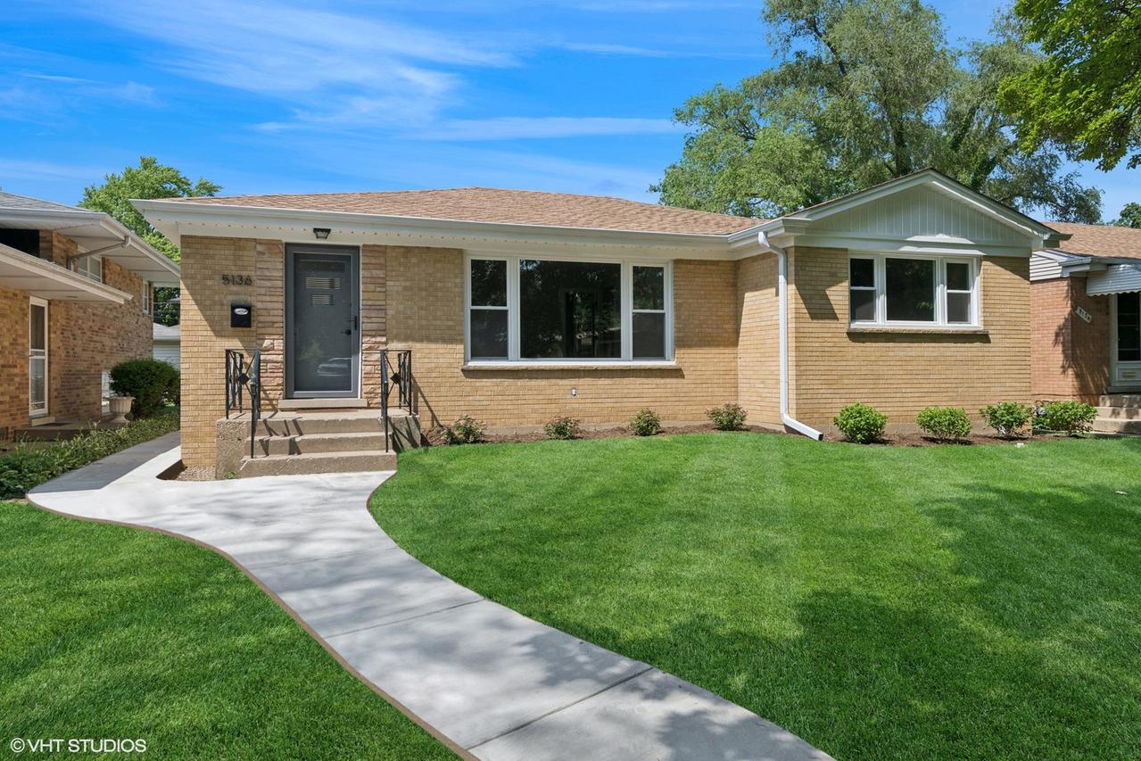 5136 Coyle Ave., Skokie, IL 60077