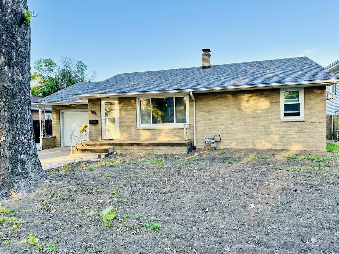 907 Polk St., Streator, IL 61364